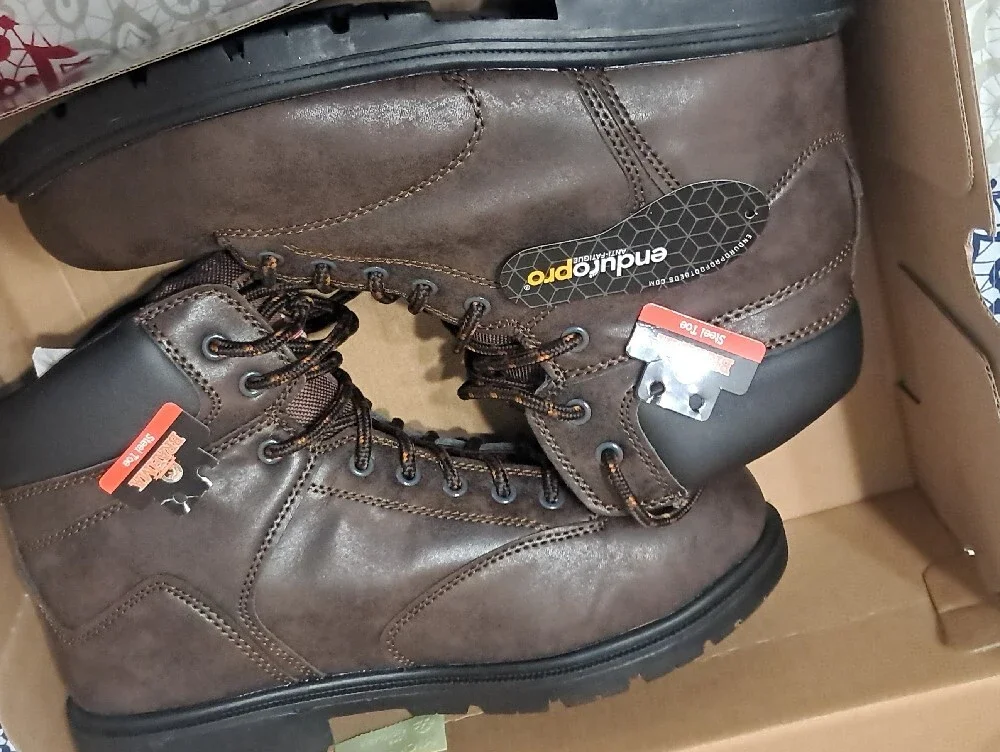 Brahma Black Box with Red Logo and Brown Boot Image